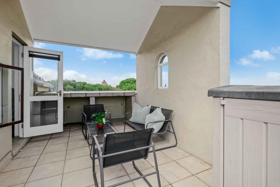 1 Bedroom Property for Sale in Lonehill Gauteng