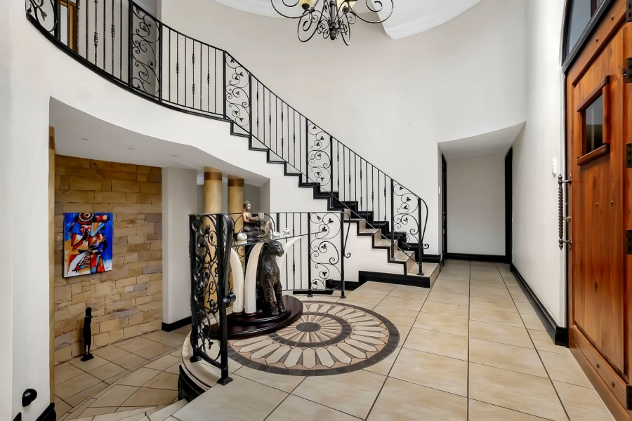 To Let 4 Bedroom Property for Rent in Dainfern Golf Estate Gauteng