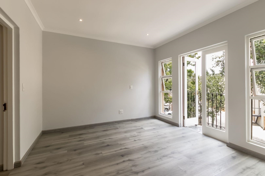 1 Bedroom Property for Sale in Dainfern Gauteng