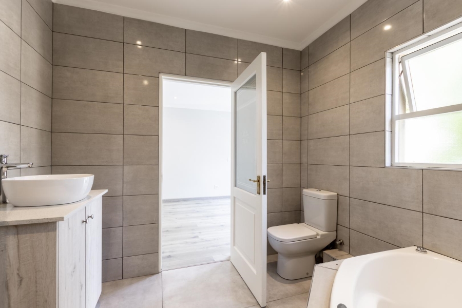 1 Bedroom Property for Sale in Dainfern Gauteng