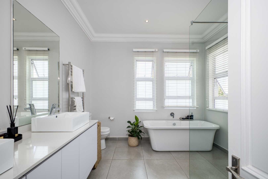 4 Bedroom Property for Sale in Dainfern Golf Estate Gauteng