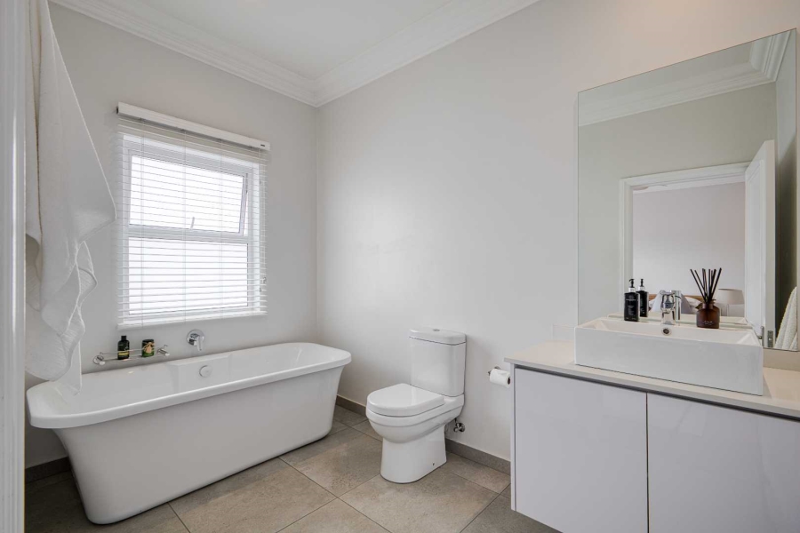 4 Bedroom Property for Sale in Dainfern Golf Estate Gauteng