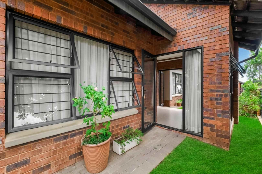 3 Bedroom Property for Sale in Randburg Gauteng