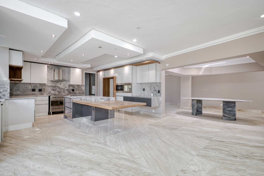 5 Bedroom Property for Sale in Fourways Gardens Gauteng