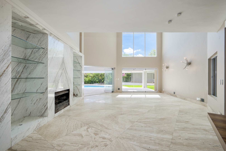 5 Bedroom Property for Sale in Fourways Gardens Gauteng