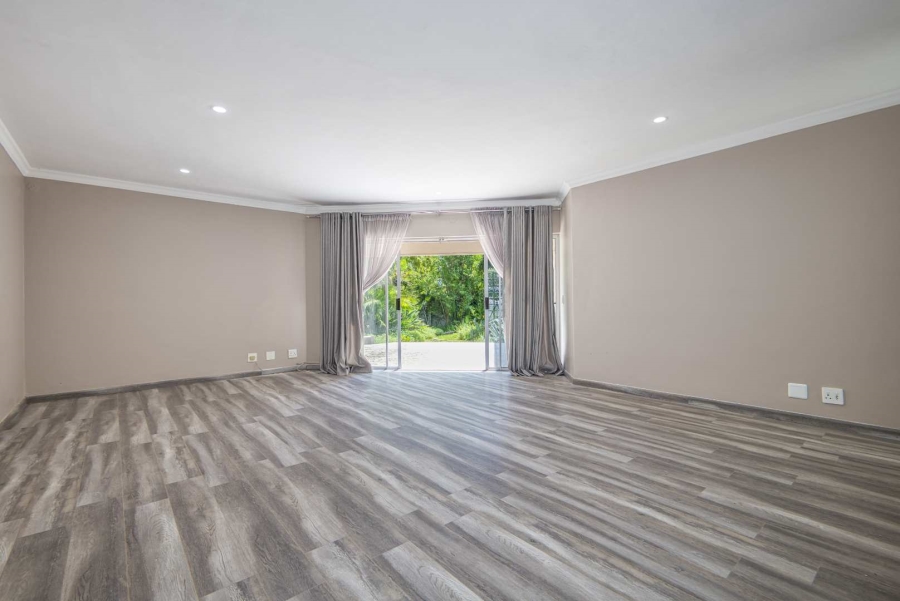 5 Bedroom Property for Sale in Fourways Gardens Gauteng