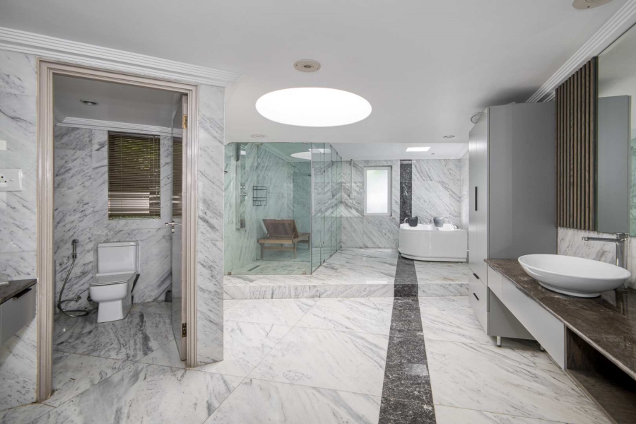 5 Bedroom Property for Sale in Fourways Gardens Gauteng