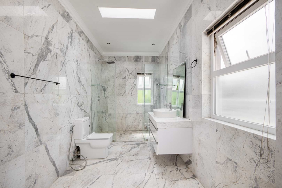 5 Bedroom Property for Sale in Fourways Gardens Gauteng