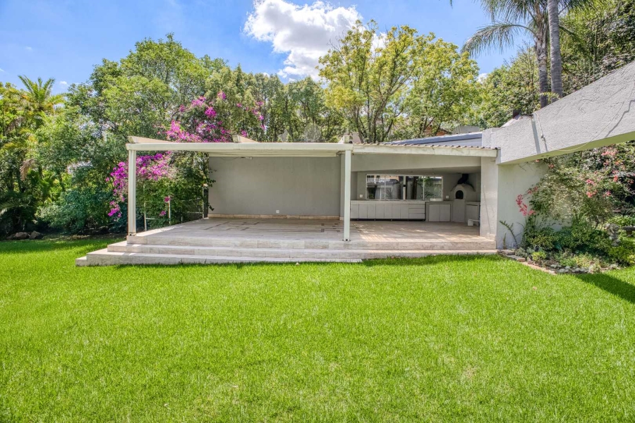 5 Bedroom Property for Sale in Fourways Gardens Gauteng