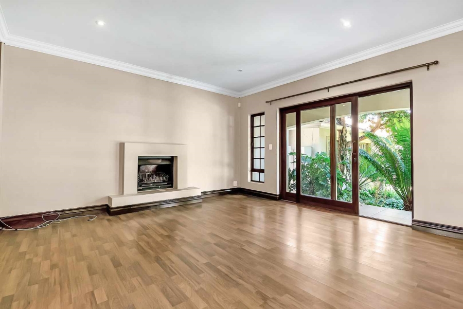 To Let 4 Bedroom Property for Rent in Fourways Gardens Gauteng