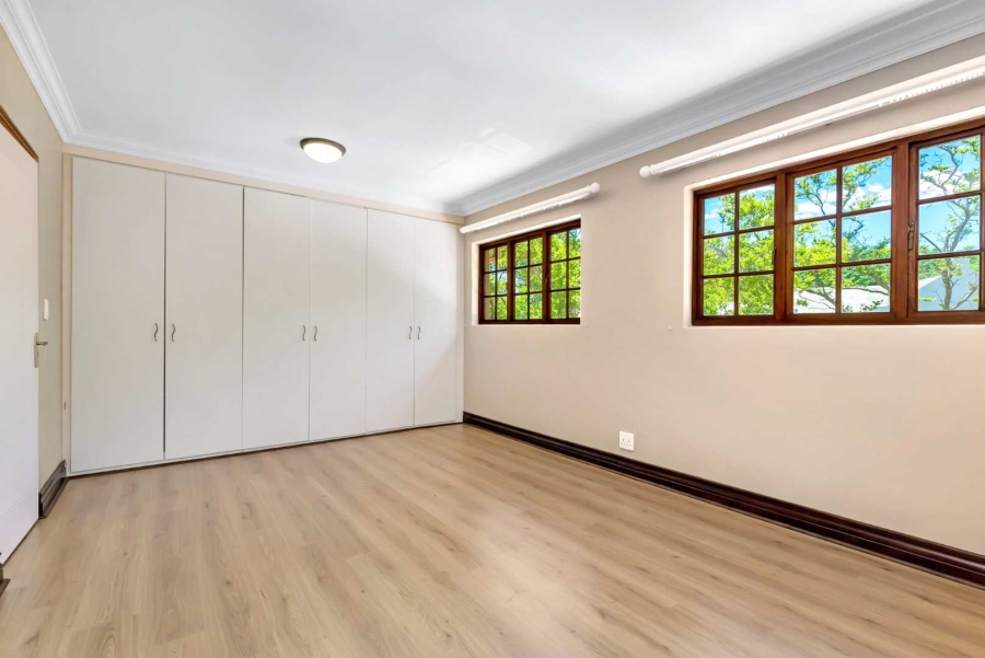 To Let 4 Bedroom Property for Rent in Fourways Gardens Gauteng