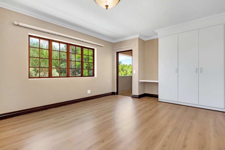 To Let 4 Bedroom Property for Rent in Fourways Gardens Gauteng