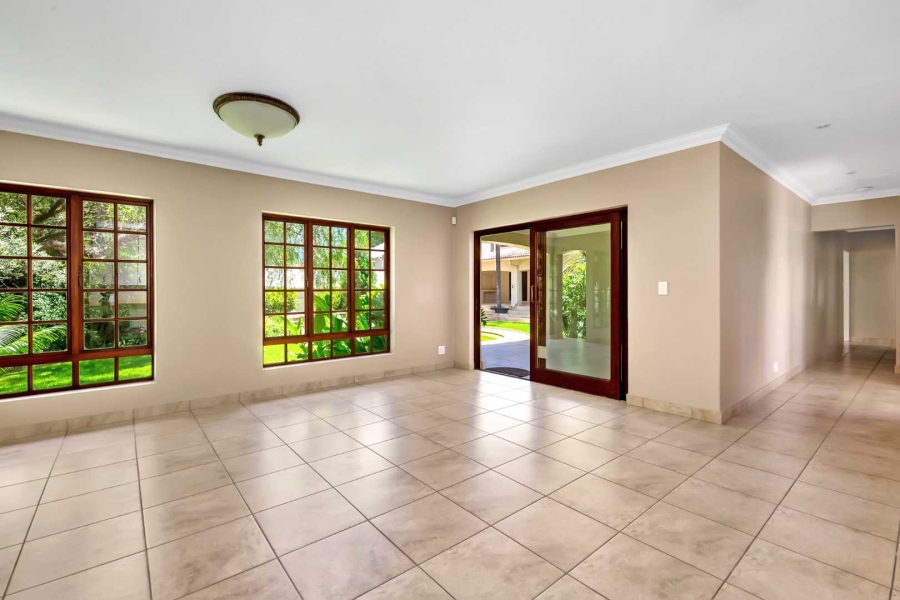 To Let 4 Bedroom Property for Rent in Fourways Gardens Gauteng