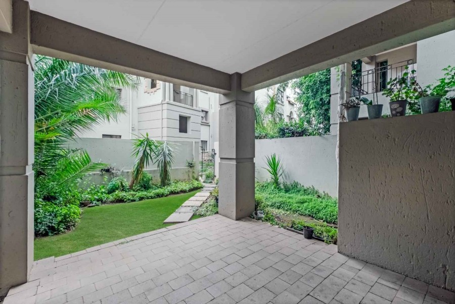 2 Bedroom Property for Sale in Lonehill Gauteng