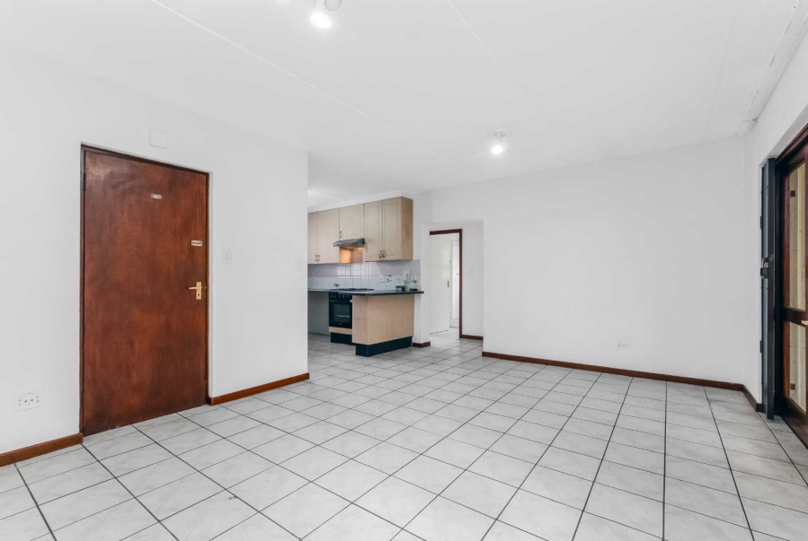 2 Bedroom Property for Sale in Lonehill Gauteng