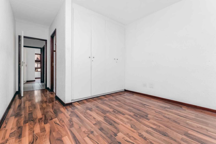 2 Bedroom Property for Sale in Lonehill Gauteng