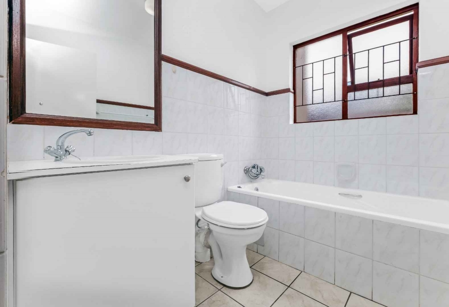 2 Bedroom Property for Sale in Lonehill Gauteng