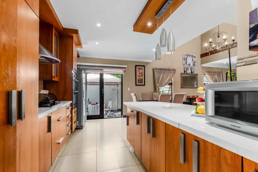 3 Bedroom Property for Sale in Ferndale Gauteng