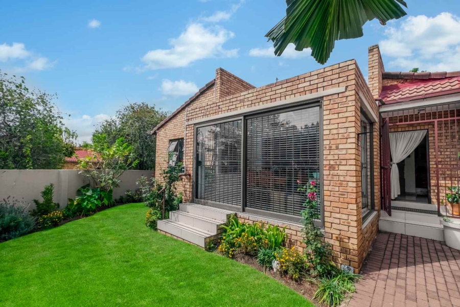 3 Bedroom Property for Sale in Fourways Gauteng