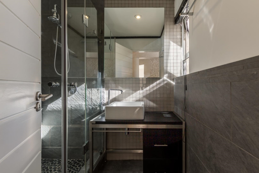 To Let 5 Bedroom Property for Rent in Dainfern Golf Estate Gauteng