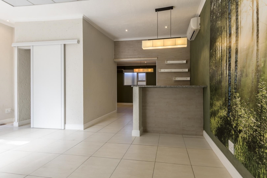 To Let 5 Bedroom Property for Rent in Dainfern Golf Estate Gauteng