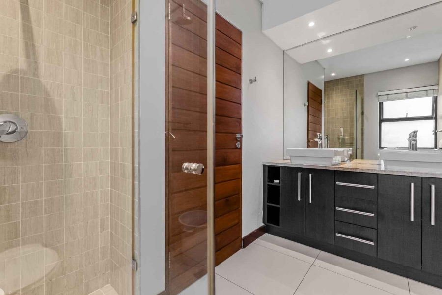 To Let 4 Bedroom Property for Rent in Fourways Gardens Gauteng