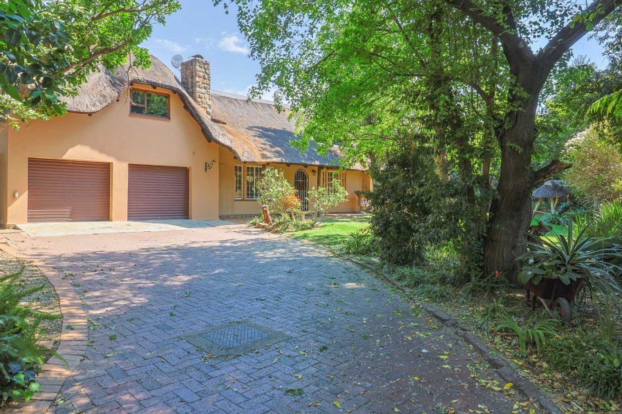 4 Bedroom Property for Sale in Weltevreden Park Gauteng