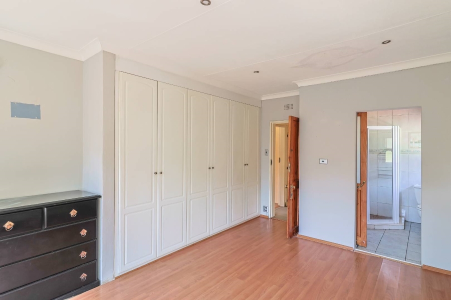 4 Bedroom Property for Sale in Weltevreden Park Gauteng