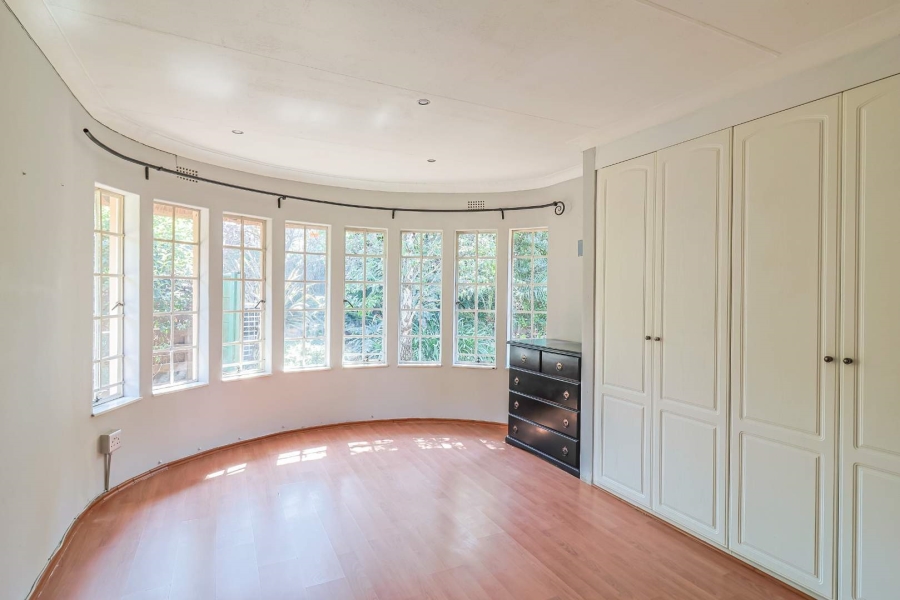 4 Bedroom Property for Sale in Weltevreden Park Gauteng