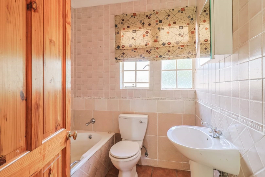 4 Bedroom Property for Sale in Weltevreden Park Gauteng