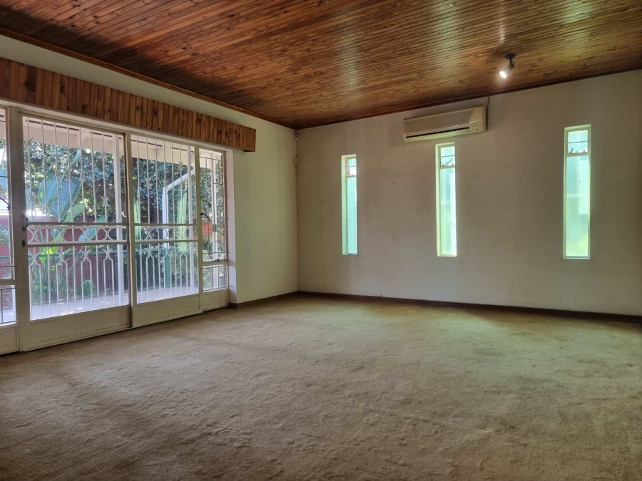 4 Bedroom Property for Sale in Florauna Gauteng