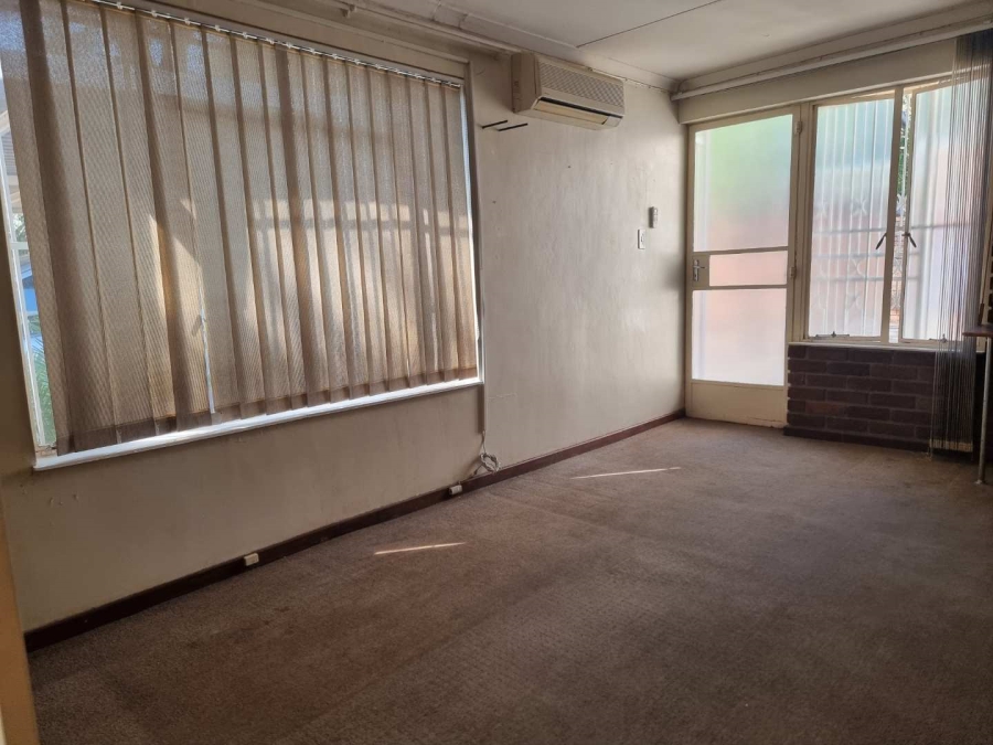 4 Bedroom Property for Sale in Florauna Gauteng