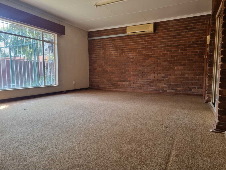 4 Bedroom Property for Sale in Florauna Gauteng