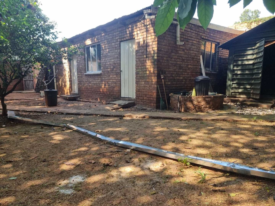 4 Bedroom Property for Sale in Florauna Gauteng