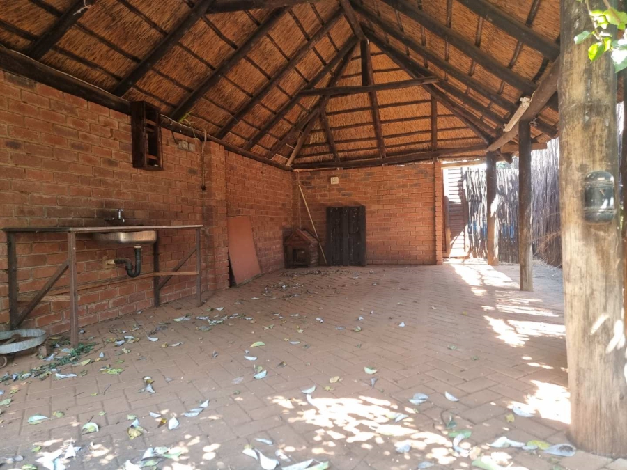 4 Bedroom Property for Sale in Florauna Gauteng