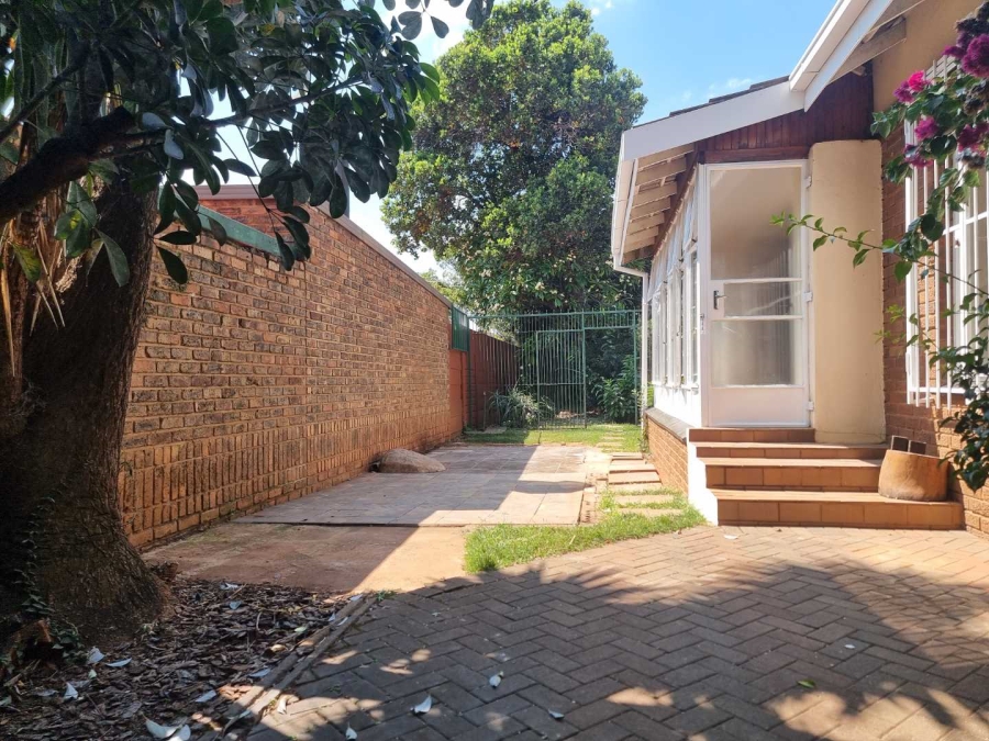 4 Bedroom Property for Sale in Florauna Gauteng