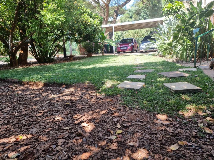4 Bedroom Property for Sale in Florauna Gauteng