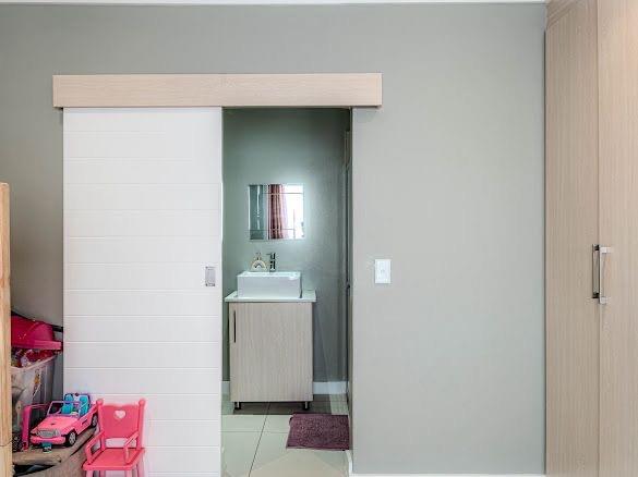 To Let 2 Bedroom Property for Rent in Bryanston Gauteng