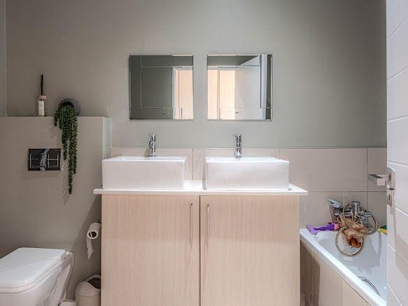 To Let 2 Bedroom Property for Rent in Bryanston Gauteng