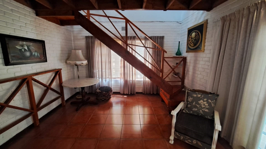 To Let 1 Bedroom Property for Rent in Robindale Gauteng