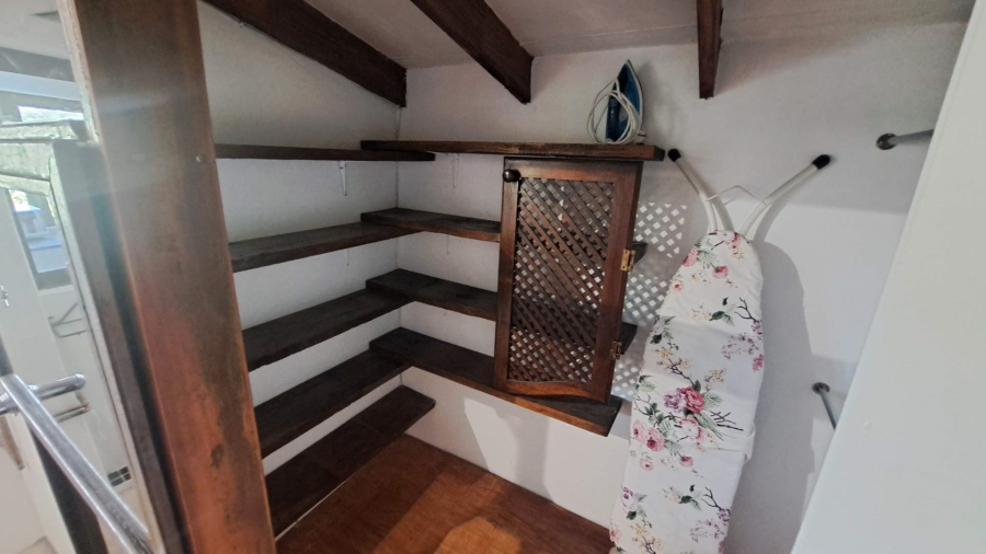 To Let 1 Bedroom Property for Rent in Robindale Gauteng