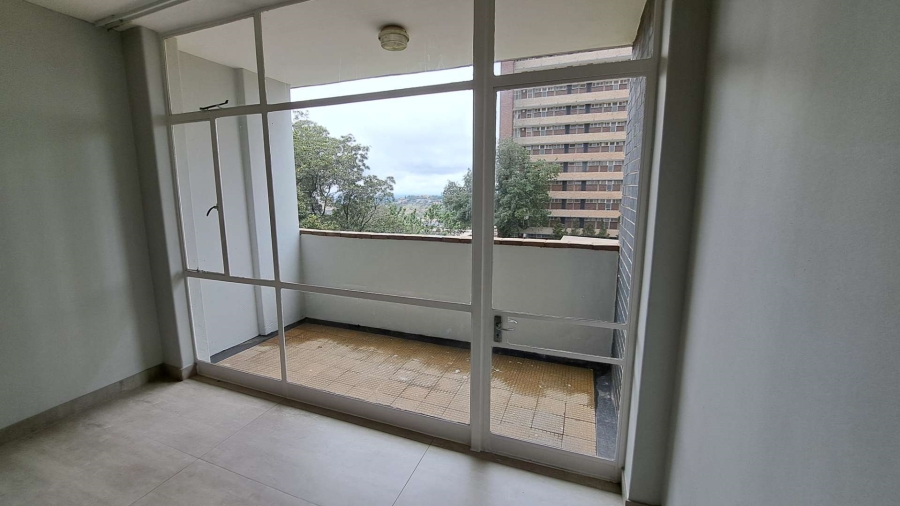 To Let 2 Bedroom Property for Rent in Honeyhills Gauteng