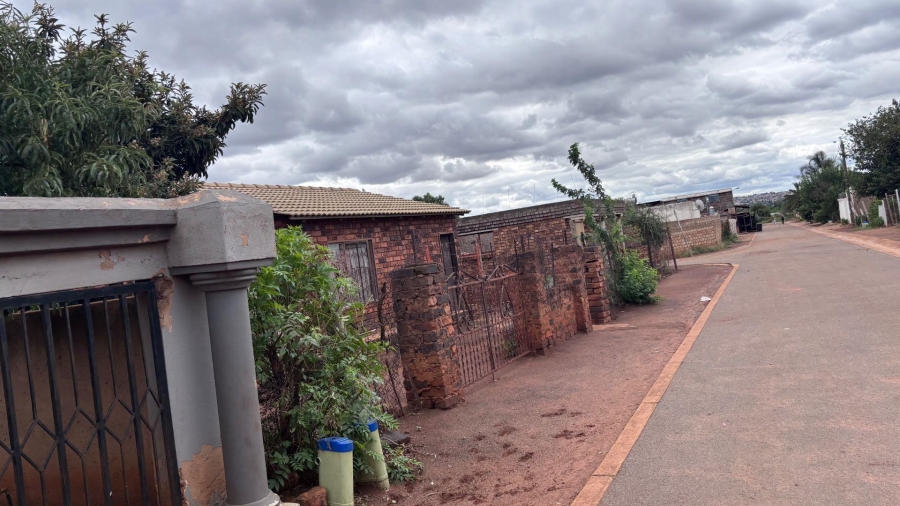 2 Bedroom Property for Sale in Soshanguve Gauteng
