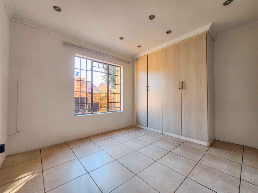 2 Bedroom Property for Sale in Theresa Park Gauteng