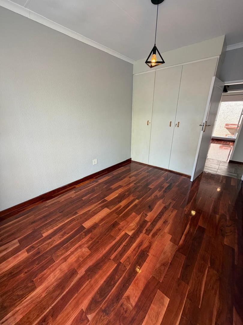 4 Bedroom Property for Sale in Glen Marais Gauteng