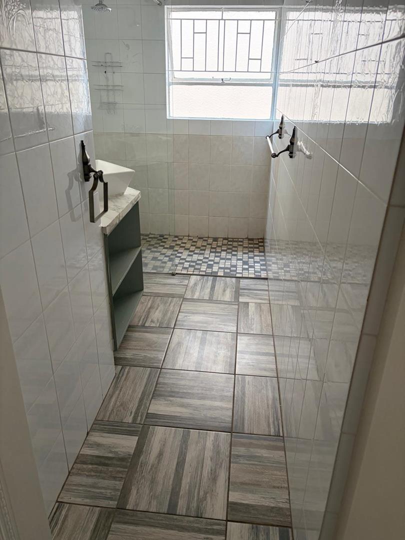 4 Bedroom Property for Sale in Glen Marais Gauteng