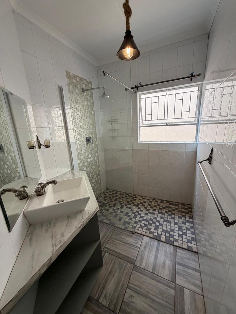 4 Bedroom Property for Sale in Glen Marais Gauteng