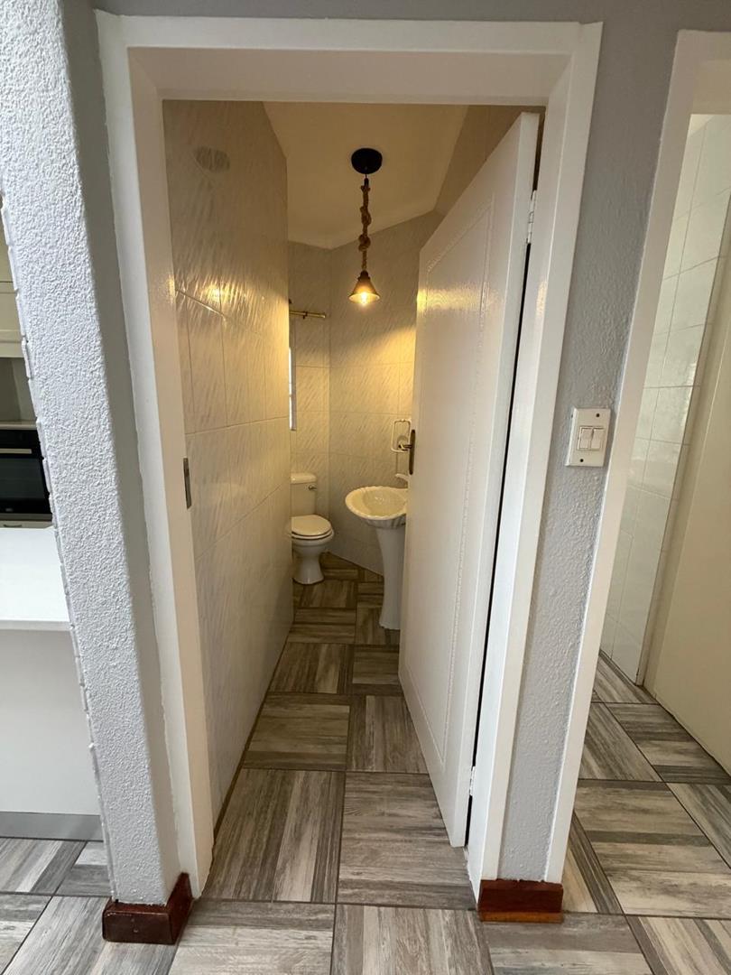 4 Bedroom Property for Sale in Glen Marais Gauteng