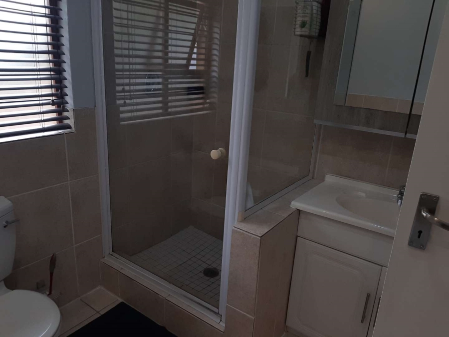 3 Bedroom Property for Sale in Oakdene Gauteng