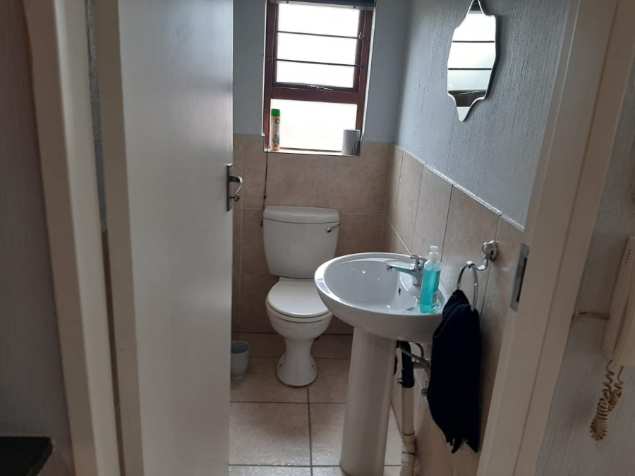 3 Bedroom Property for Sale in Oakdene Gauteng